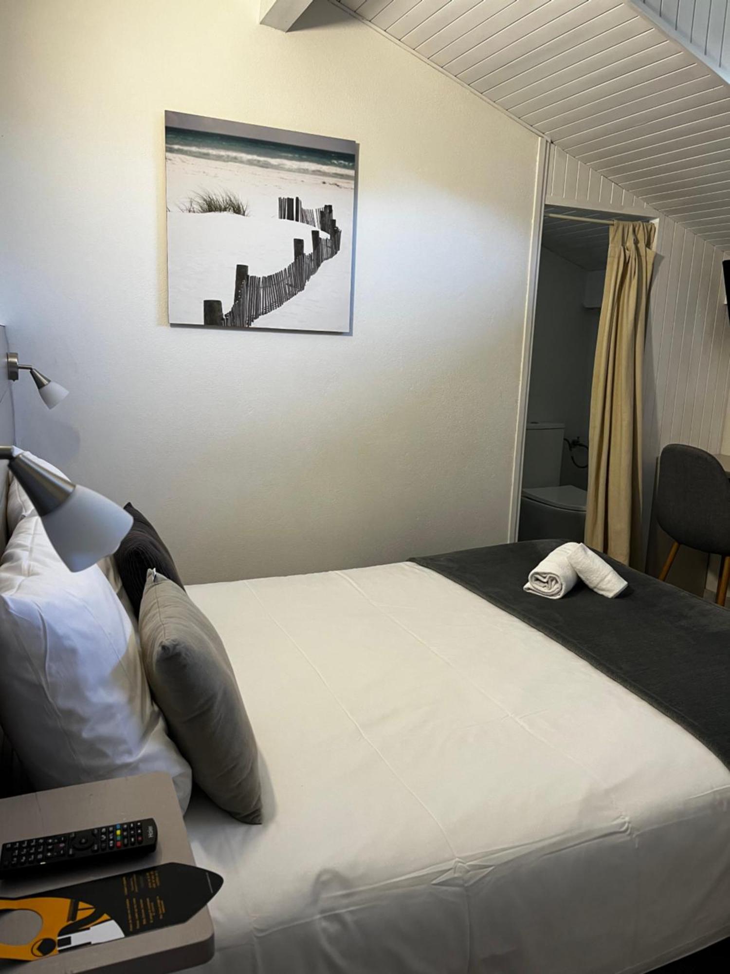 Hotel Cote et Lac Biscarrosse Buitenkant foto