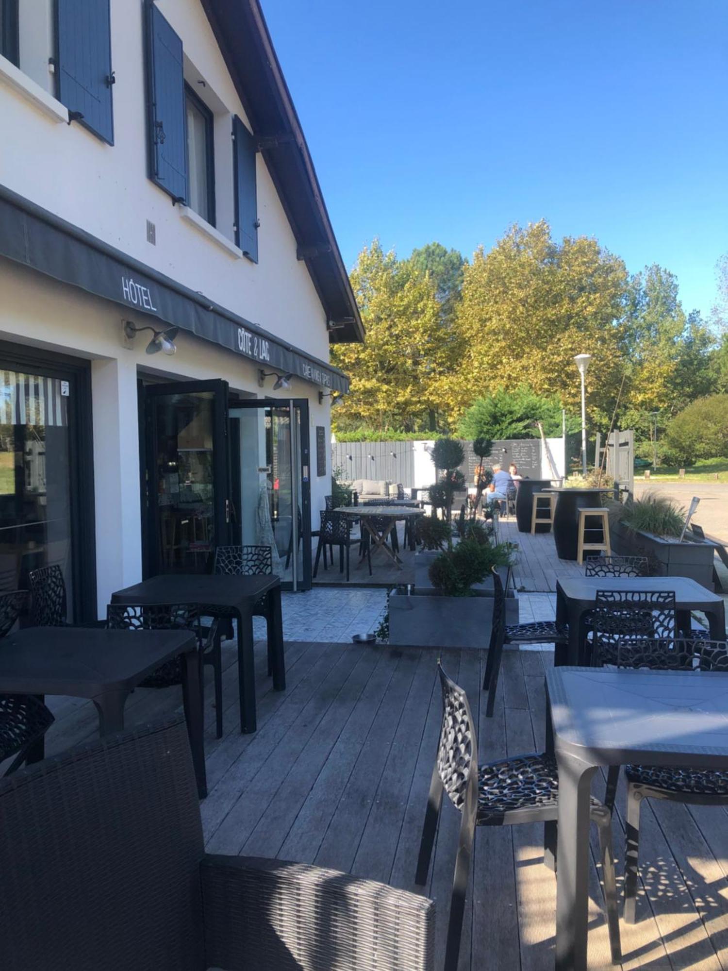Hotel Cote et Lac Biscarrosse Buitenkant foto