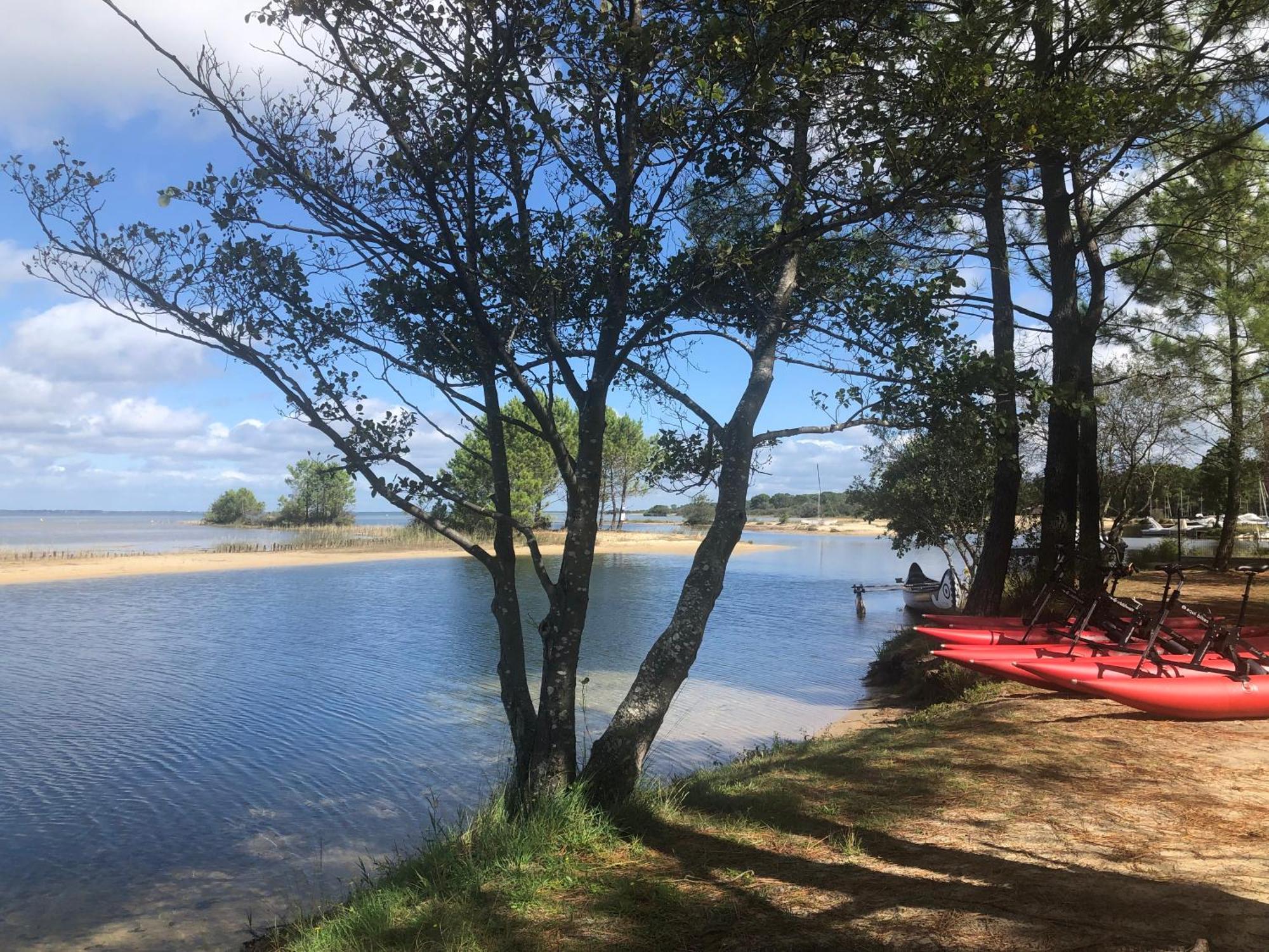Hotel Cote et Lac Biscarrosse Buitenkant foto